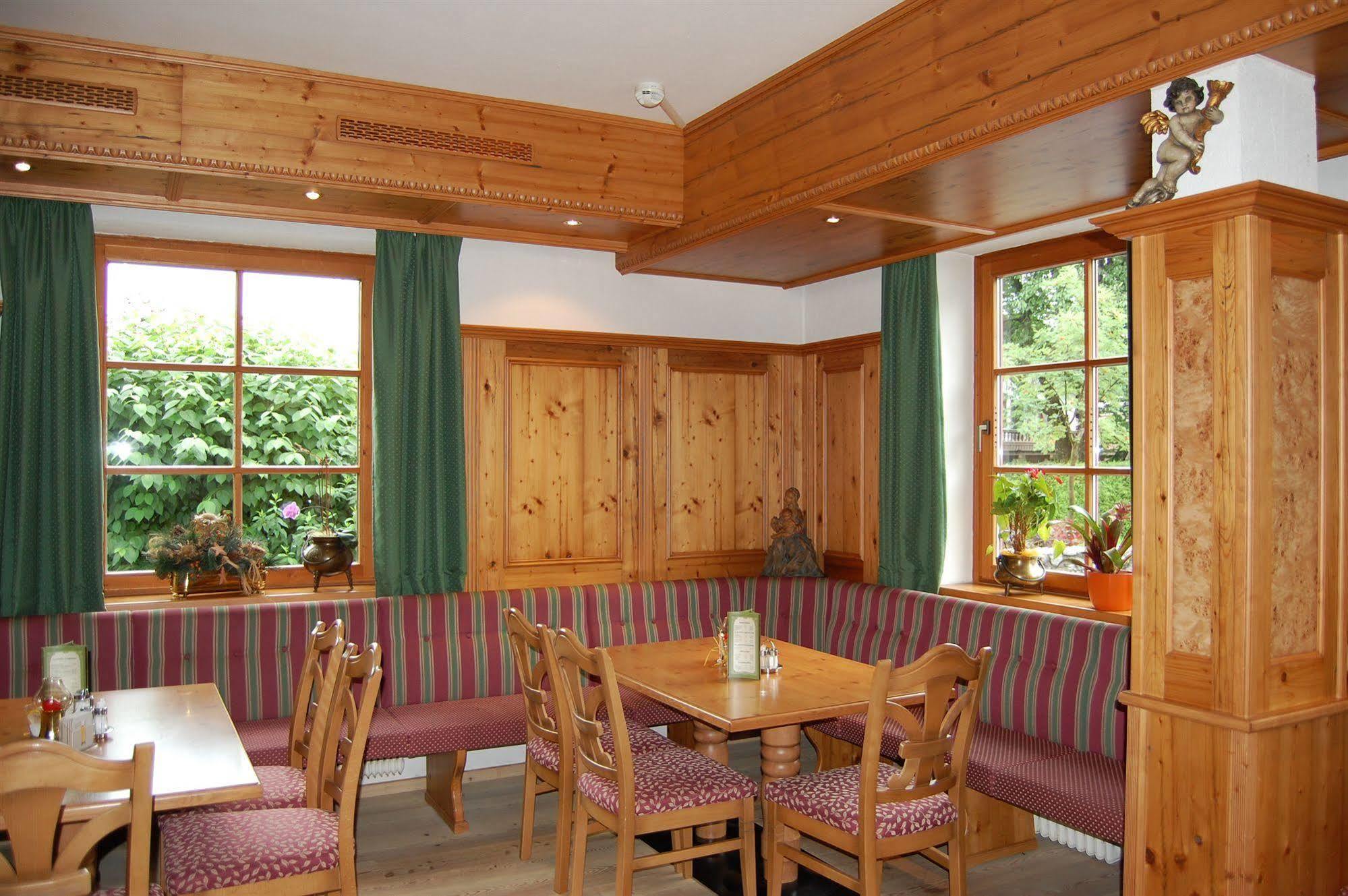 Classic Rooms By Crystal St. Johann in Tirol Eksteriør billede